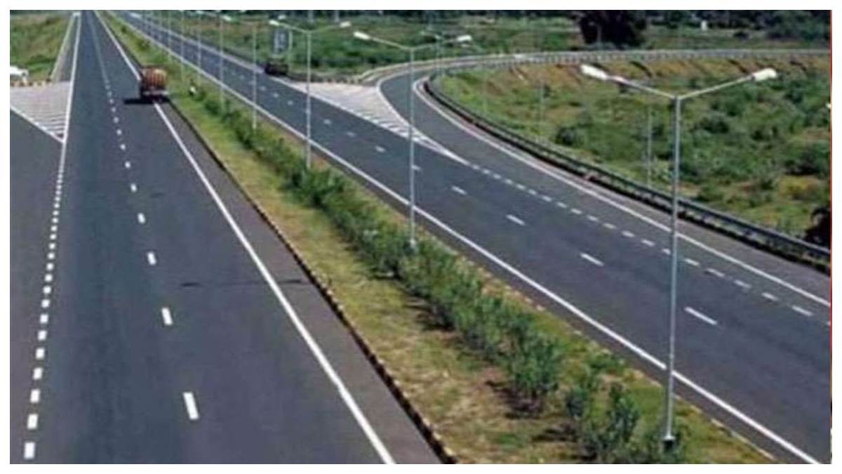 dehra news white strip will be made on national highway vehicles will be challaned if parked
