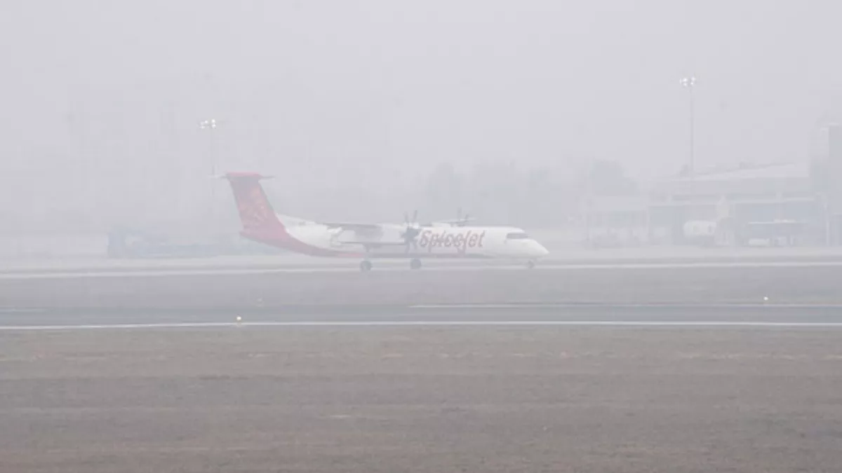 Weather Update Today: दिल्ली वाली सर्दी! 3.8 डिग्री तक गिरा तापमान; IGI पर दर्ज हुई जीरो विजिबिलिटी