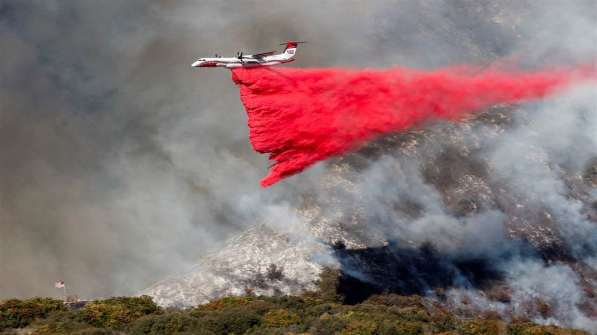 los angeles fire update buildings have turned into ruins 16 people have died so far