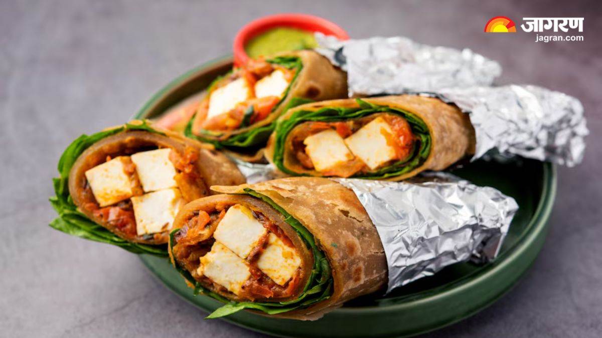 paneer roll is a healthy and tasty option to satisfy light hunger note the easy way to make it