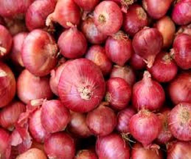 big relief for customers onion prices dropped by 8 to 10 rupees per kg in haryana