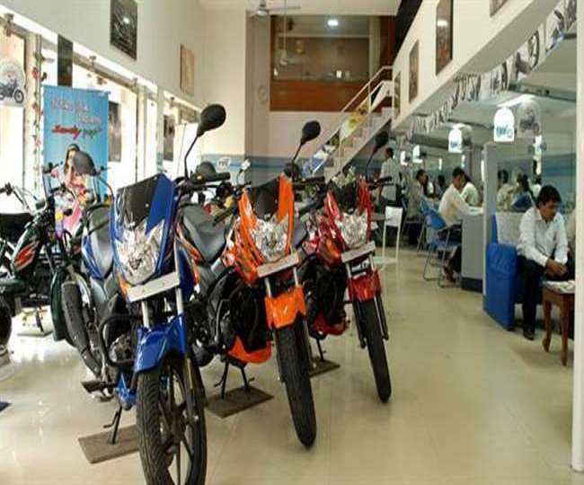 https://www.jagranimages.com/images/newimg/12022022/12_02_2022-tvs_bike_22460345_75841682.jpg