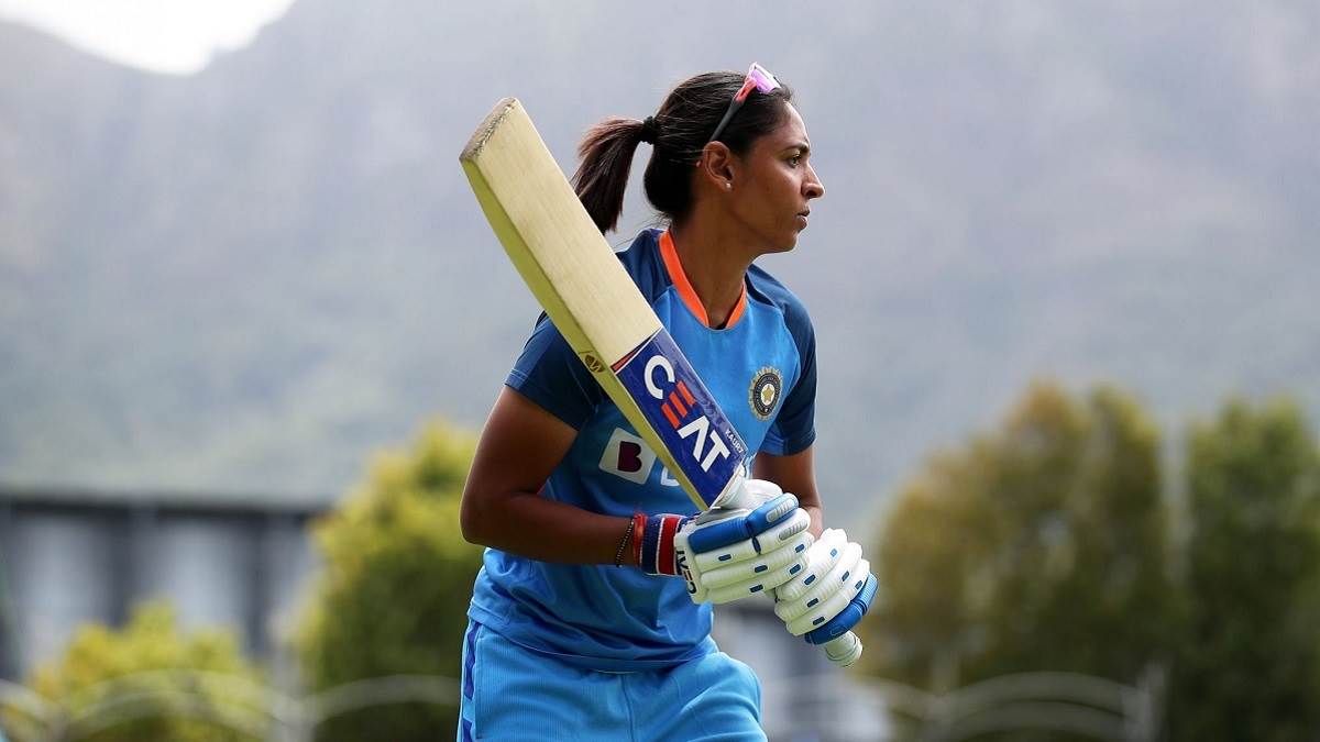 https://www.jagranimages.com/images/newimg/12022023/12_02_2023-harman_kaur_23327628.jpg
