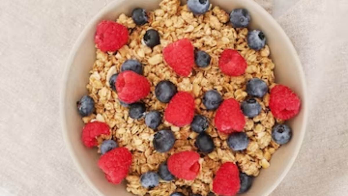 Muesli Benefits सुबह के नाश्ते में एक कटोरी मूसली आपको पूरे दिन रखेगा