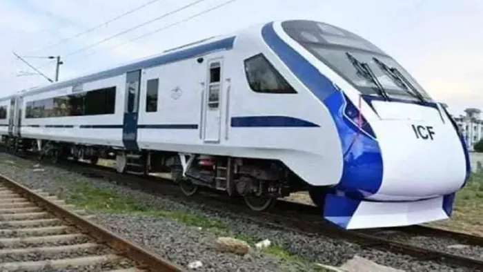Vande Bharat Train mumbai to shirdi solapur