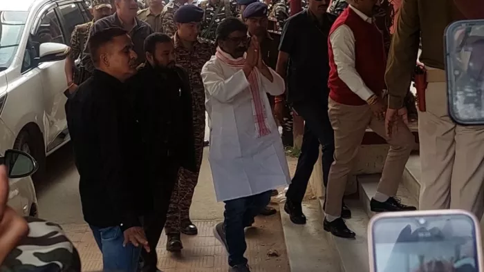 Hemant Soren News: 'हेमंत सोरेन को जहां रखा वहां पर...', JMM ने ईडी की टीम पर लगाया गंभीर आरोप
