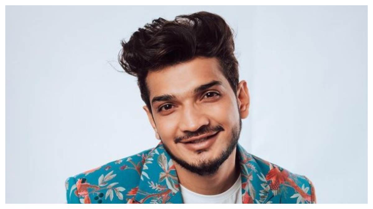 https://www.jagranimages.com/images/newimg/12022024/12_02_2024-munawar_1_23651224.jpg
