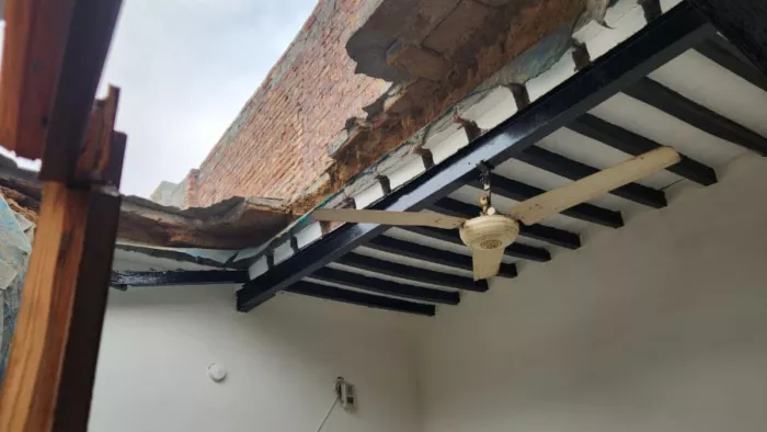 मुक्तसर में गैस लीक के बाद सिलेंडर फटा, रसोई की छत उड़ी
