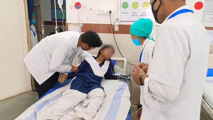 कृमि नाशक दवाई खाकर छात्र-छात्राओं की बिगड़ी तबियत (फाइल फोटो)