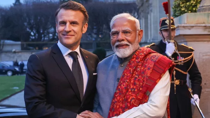 पीएम मोदी ने मार्सिले पहुंचते ही किया वीर सावरकर को किया याद। (फोटो- रॉयटर्स)