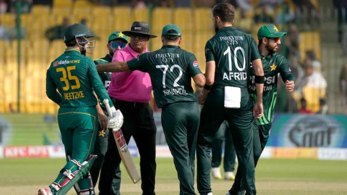 https://www.jagranimages.com/images/newimg/12022025/12_02_2025-shaheen_afridi_fight__23883346.jpg