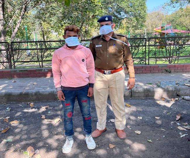 chandigarh police arrested john cena for mobile snatching