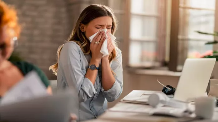 Allergy-Fighting Foods: समर सीजन में एलर्जी से बचाव के लिए रोजाना ये 5 चीजें जरूर खाएं