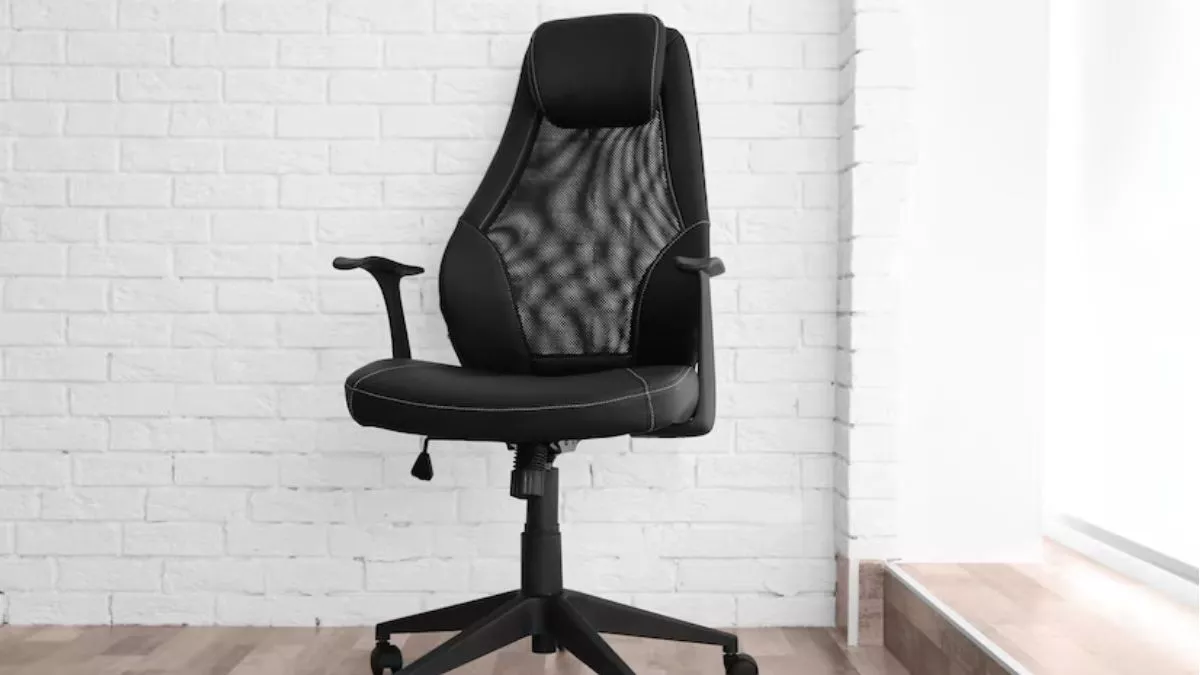 बड़े-बड़े ब्रांड की Office Chairs वो भी 10 हजार से कम कीमत पर, घंटों काम करने पर भी कमर में नहीं होगा दर्द