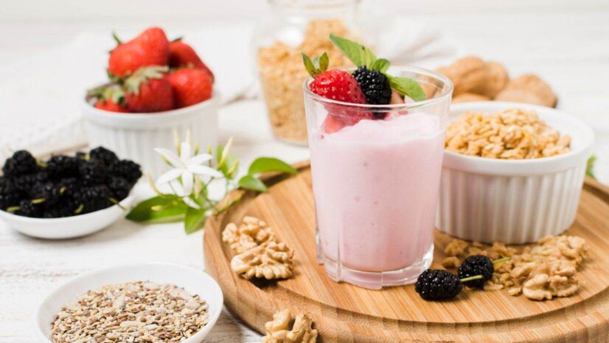https://www.jagranimages.com/images/newimg/12032024/12_03_2024-healthy_drinks_23672534.jpg