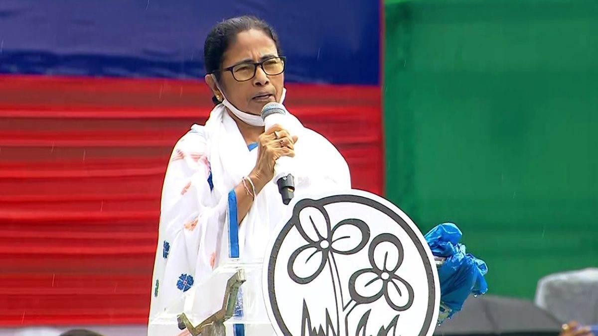 https://www.jagranimages.com/images/newimg/12032024/12_03_2024-mamatabanerjee2_23673053.jpg