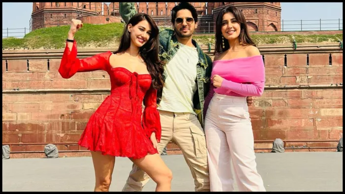 Disha Patani ने अचानक Sidharth Malhotra संग की ऐसी हरकत Video Viral / Photo-Instagram
