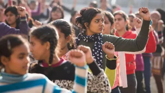 ओडिशा में महिला कर्मचारियों को साल में 25 दिन की आकस्मिक छुट्टी।