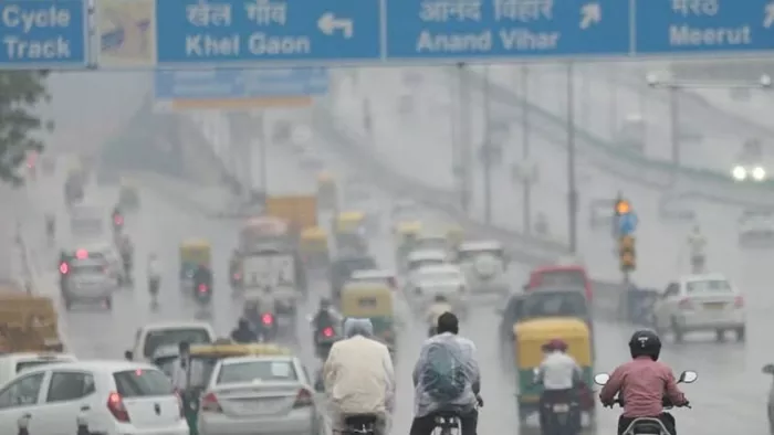 दिल्ली में होली पर बढ़ते तापमान से मिलेगी राहत, हल्की बारिश की उम्मीद। फाइल फोटो