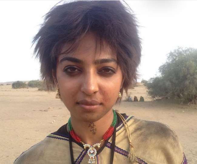 https://www.jagranimages.com/images/newimg/12042022/12_04_2022-radhika_apte_22620686.jpg