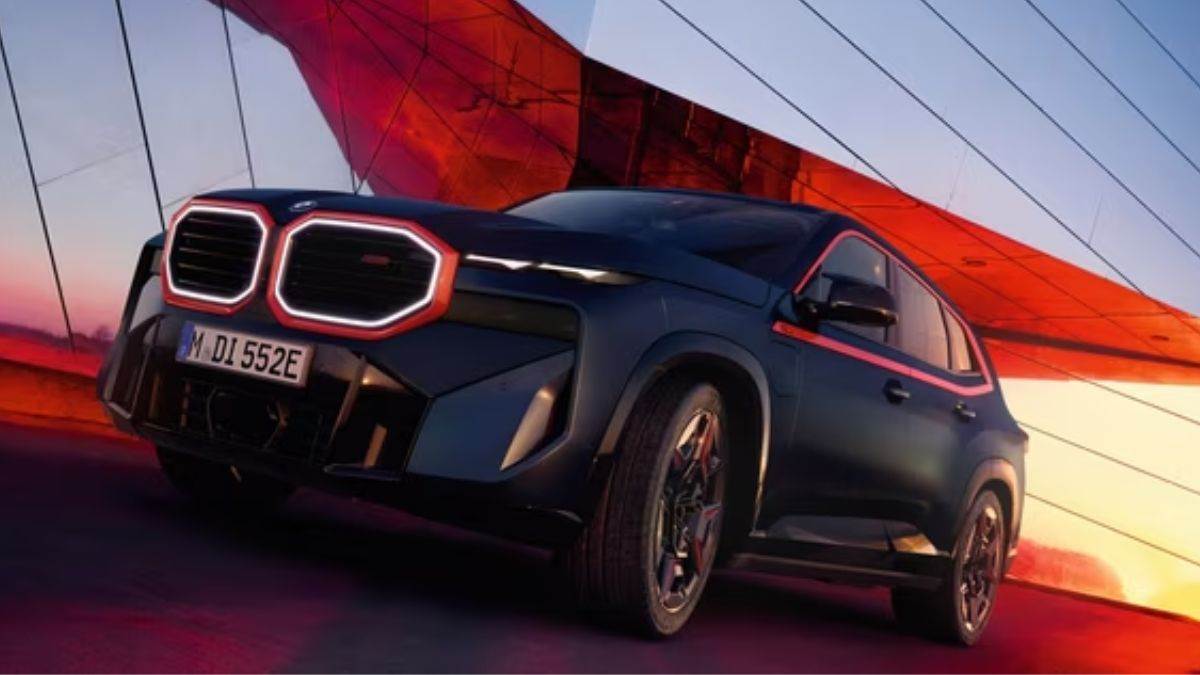 https://www.jagranimages.com/images/newimg/12042023/12_04_2023-bmw_xm_label_red__23383413_155319543.jpg