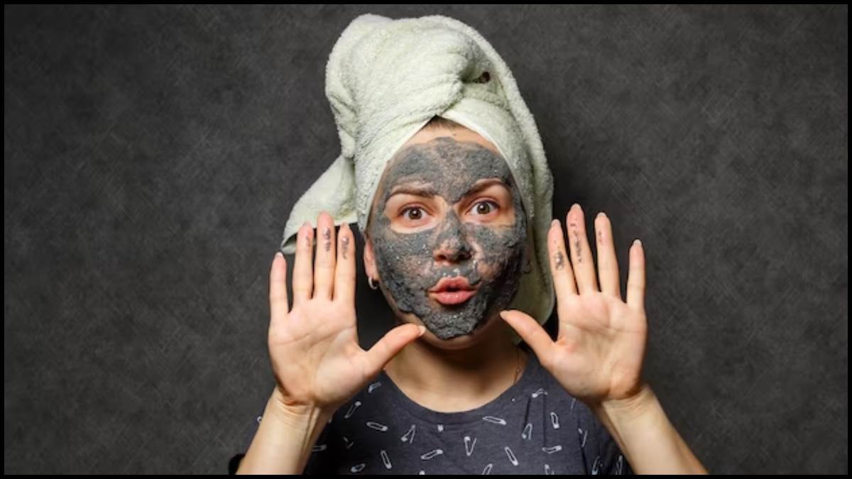 https://www.jagranimages.com/images/newimg/12042023/12_04_2023-face-mask_23383365.jpg