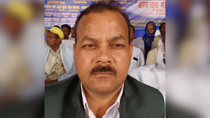 राबर्ट्सगंज से बसपा ने बनाया धनेश्वर गौतम को प्रत्याशी, दो बार लड़ चुके हैं विधानसभा चुनाव