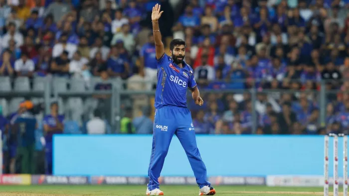 Jasprit Bumrah ने तोड़ा आशीष नेहरा का 9 साल पुराना रिकॉर्ड।