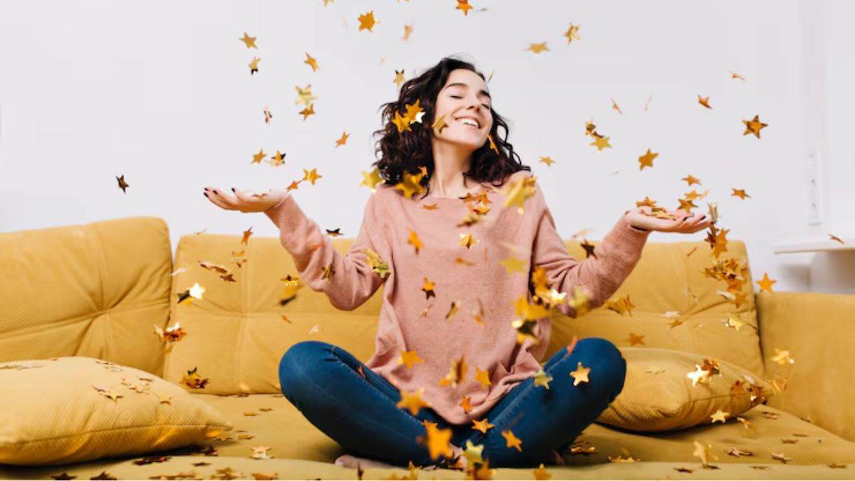 https://www.jagranimages.com/images/newimg/12042025/12_04_2025-happiness_23917292.jpg