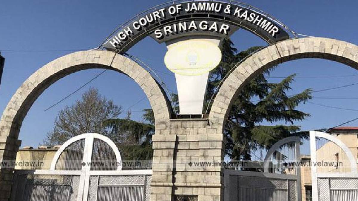 https://www.jagranimages.com/images/newimg/12042025/12_04_2025-jk_highcourt_23917456.jpg