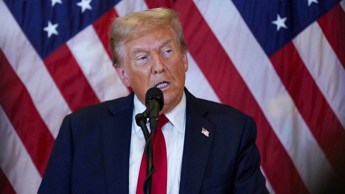 https://www.jagranimages.com/images/newimg/12042025/12_04_2025-trump_tariff_pause_23917454.jpg