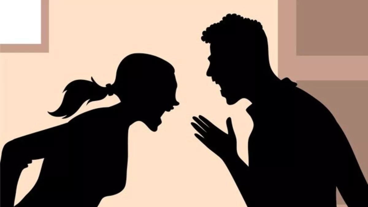 कोर्ट रूम में पति ने बोले बस 3 शब्द... महिला बेहोश होकर गिरी जमीन पर, फिर होश आने पर सबसे पहले किया ये काम