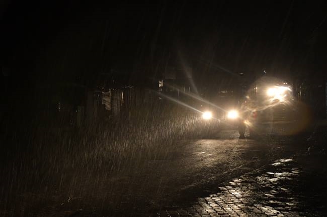 आंधी के बाद बारिश बिजली गुल - rain after storm elecric supply disrupted -  Uttar Pradesh Sitapur Common Man Issues News