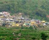 ग्रामीण क्षेत्रों में सड़क निर्माण में जुटे 40 फीसद श्रमिक लौटे।