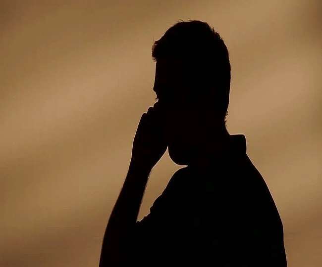 threatening calls to police station and people from cug number of pro of sp auraiya