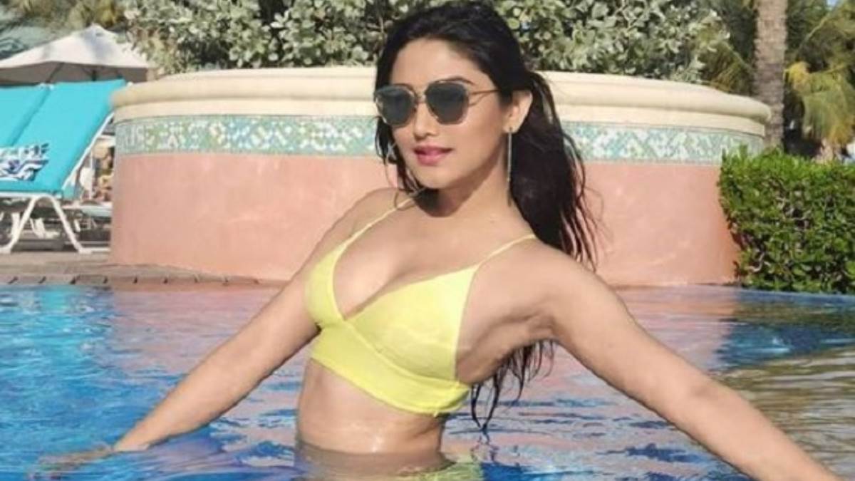 donal bisht getting fake casting call email from karan johar dharma productions this is how she saves herself