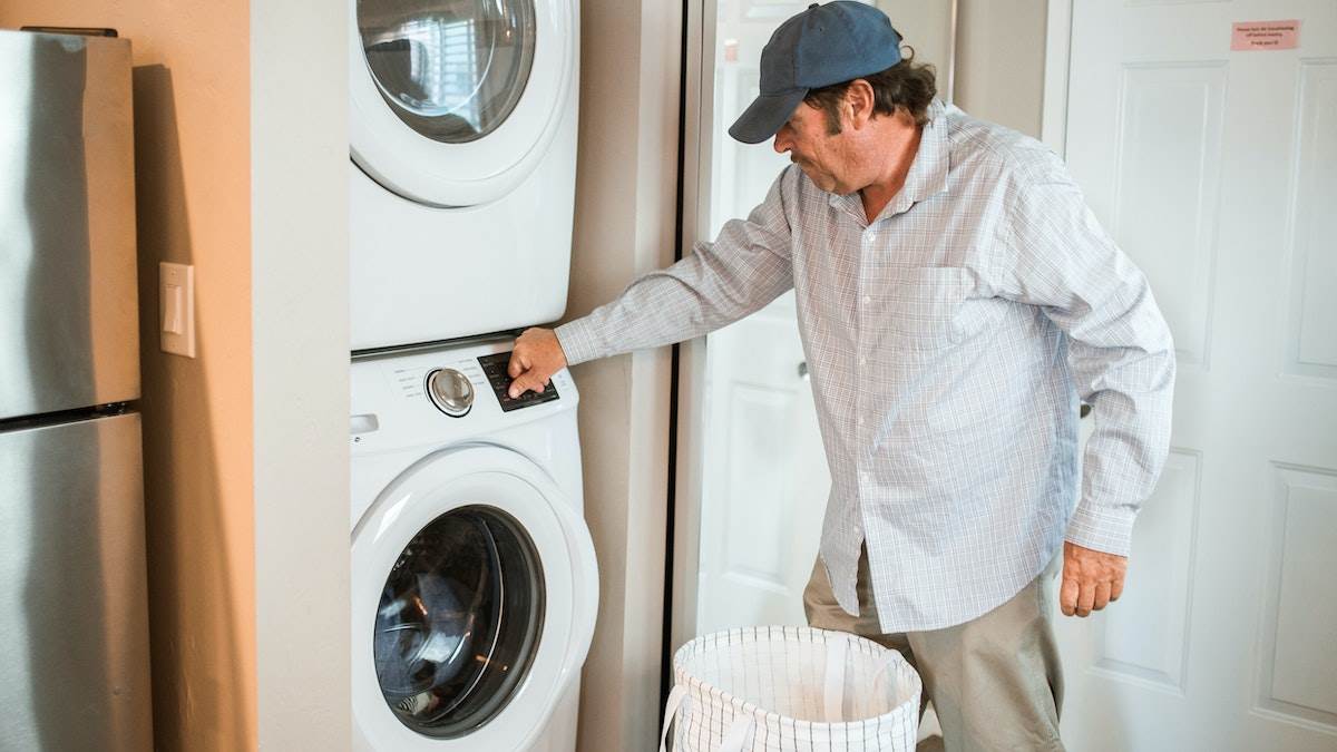 Front Load Washing Machines: ये महारथी मैले कपड़ों की लगाएंगे जमकर क्लास, मिलेगी ऐसी चमक कि नहीं हटेगी नजर