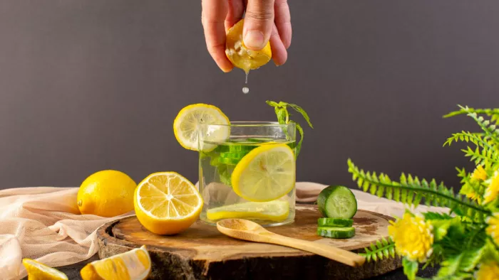 Juices for Bloating: ब्लोटिंग से राहत दिलाने वाले जूस