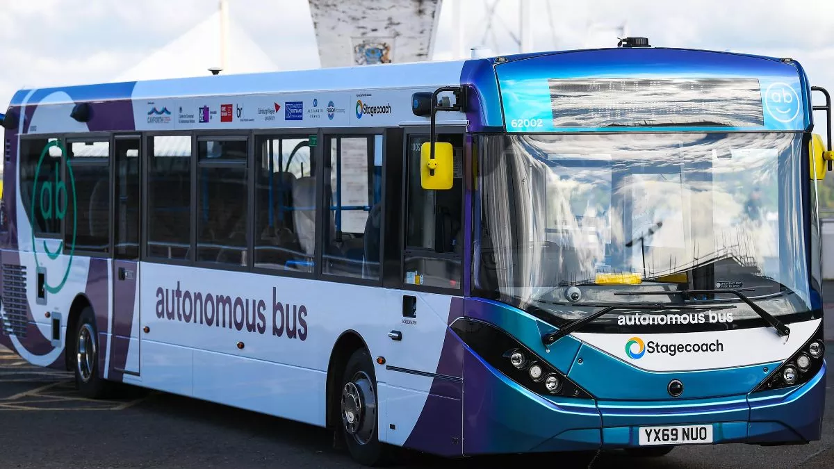 Britain: स्कॉटलैंड में अगले सप्ताह से शुरू होगी पहली ड्राइवरलेस बस सर्विस, 22 किमी के रूट पर चलेंगी ये बसें