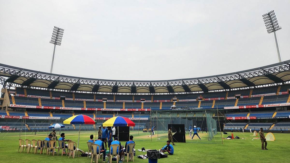 https://www.jagranimages.com/images/newimg/12052023/12_05_2023-wankhede_pitch_23410144.jpg