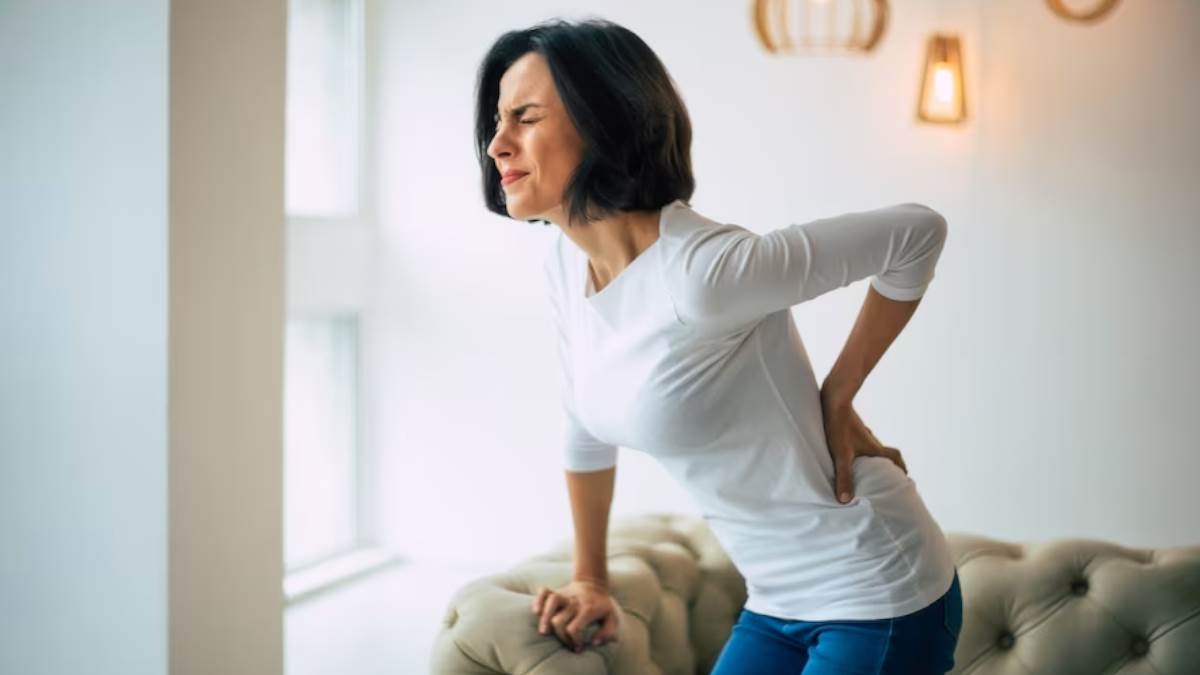 https://www.jagranimages.com/images/newimg/12052023/12_05_2023-yoga_for_fibromylgia_f_23410108.jpg
