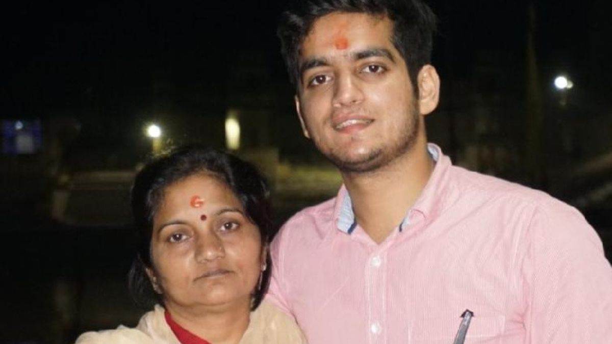 https://www.jagranimages.com/images/newimg/12052024/12_05_2024-ias_vaibhav_sharma_23716184.jpg
