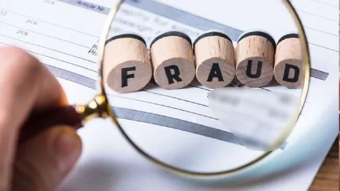 SBI के कैशियर की करतूत, मृत लोगों के खाते से उड़ाए लाखों रुपये (प्रतीकात्मक तस्वीर)