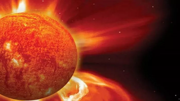 21 साल बाद पृथ्वी से टकराया सबसे मजबूत सौर-तूफान