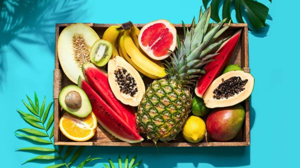 https://www.jagranimages.com/images/newimg/12052025/12_05_2025-empty_stomach_fruits_summer_23936429.jpg