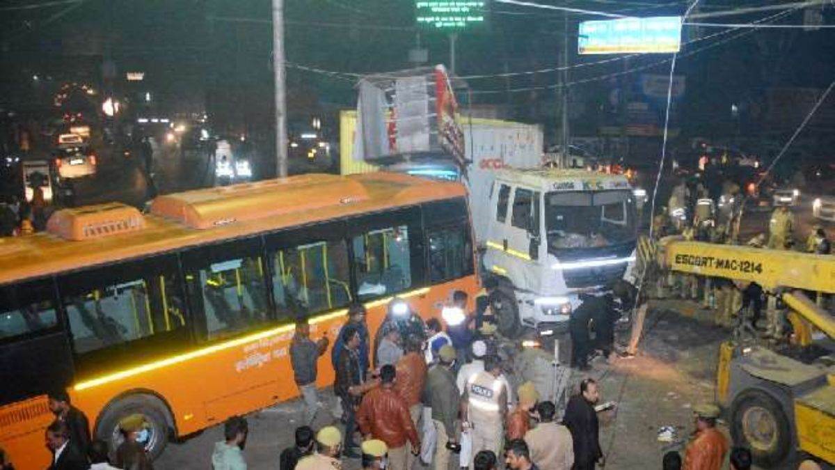 kanpur e bus accident driver convicted in fatal crash case