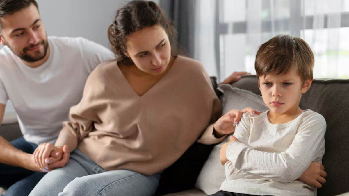 https://www.jagranimages.com/images/newimg/12052025/12_05_2025-parenting_tips_23936214.jpg