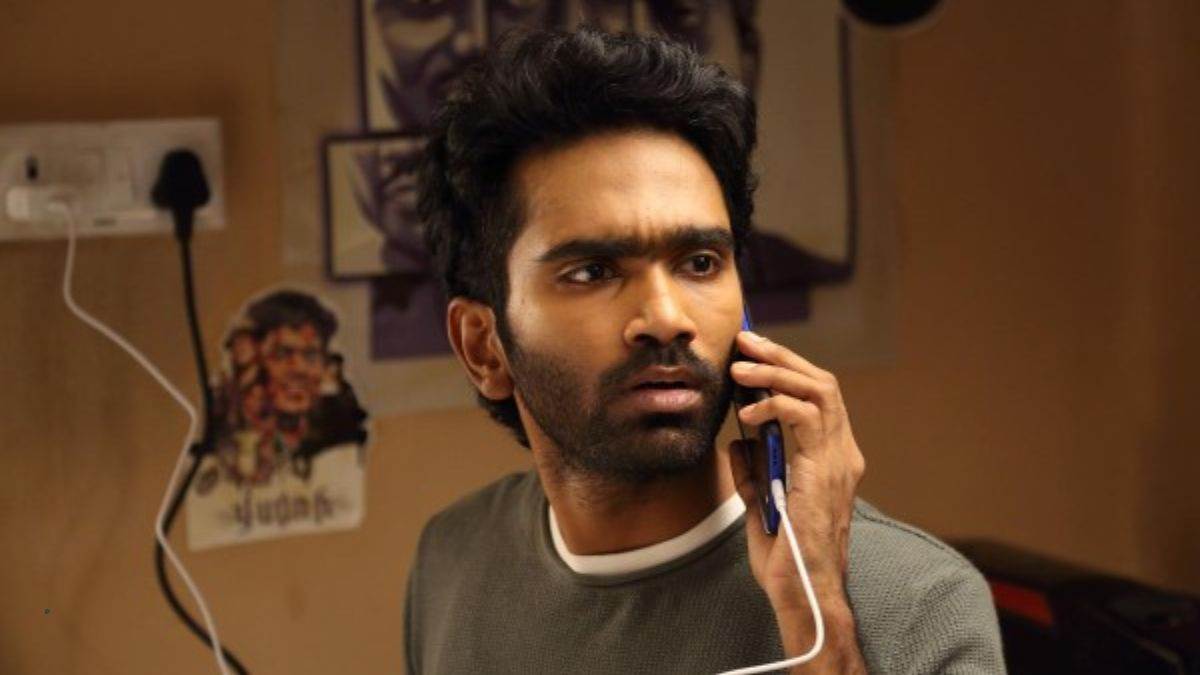 https://www.jagranimages.com/images/newimg/12052025/12_05_2025-pradeep_ranganathan__23936042.jpg
