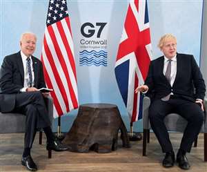 अंतरराष्&zwj;ट्रीय मोर्चे पर चीन को घेरने के लिए अमेरिका ने मोर्चेबंदी शुरू कर दी है।