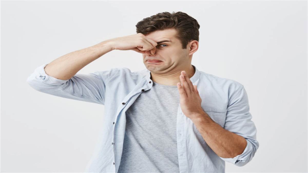https://www.jagranimages.com/images/newimg/12062022/12_06_2022-bad_breath_f_22796220.jpg